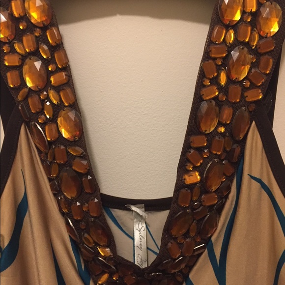 Top - Picture 3 of 4